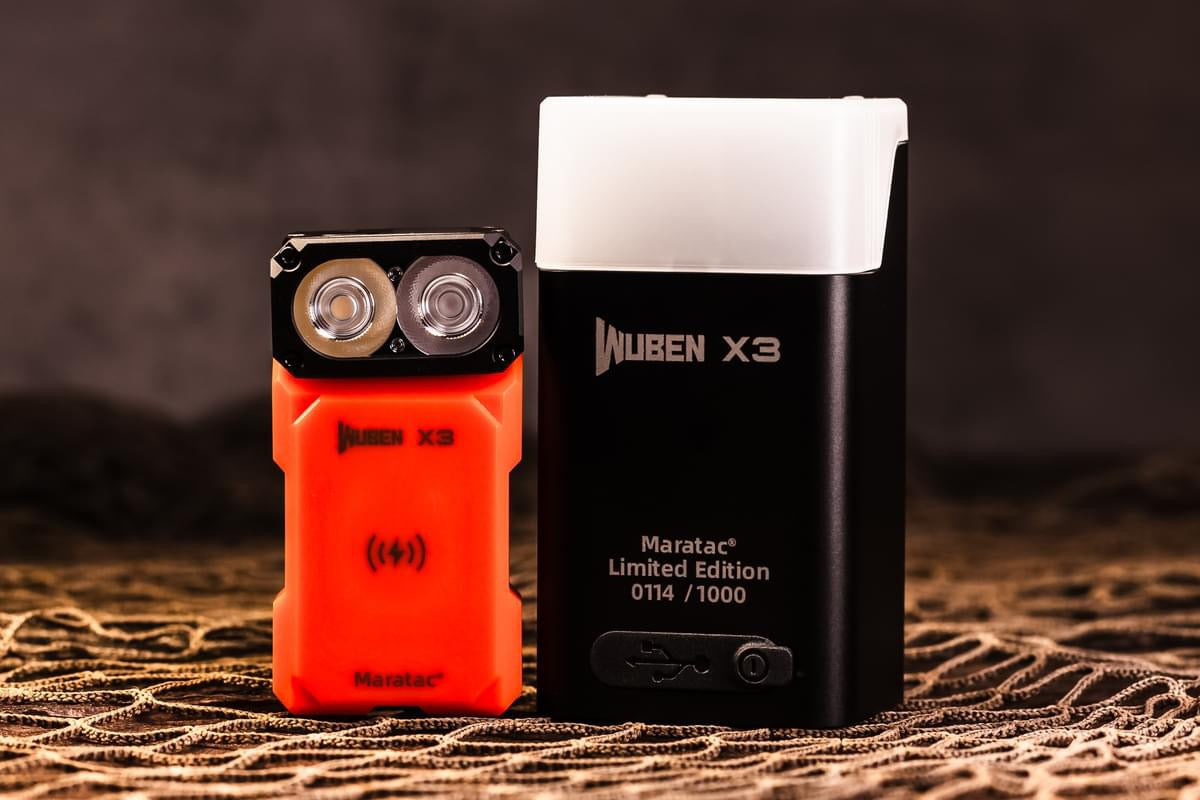 Wuben X3 Gen II - Beacon All-in-One Flashlight + Wireless Dock - CC Exclusive