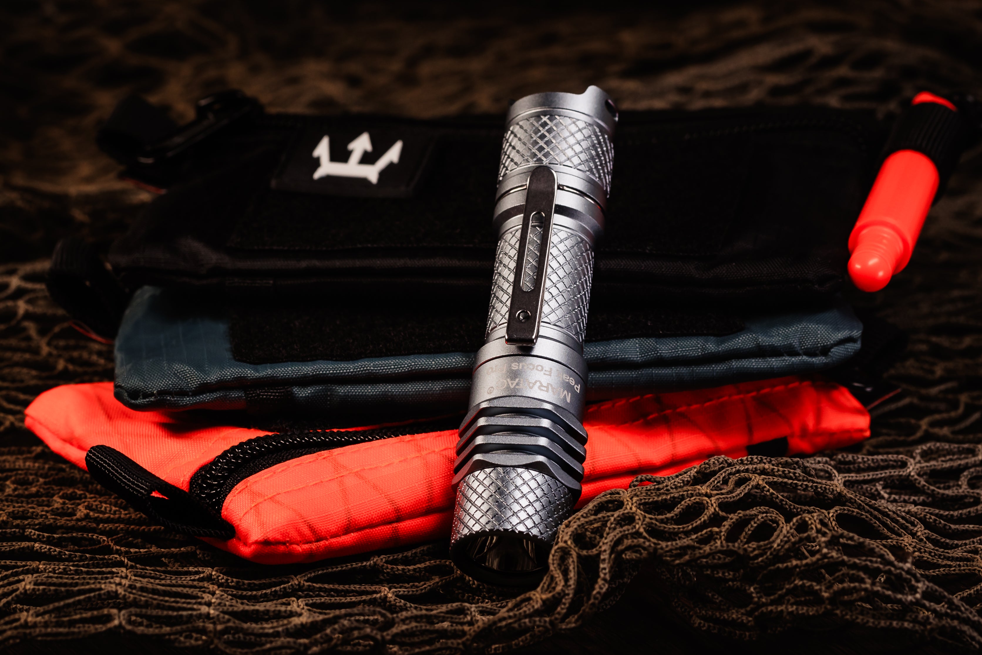 Peak Focus Pro AA / 14500 Flashlight by Maratac®