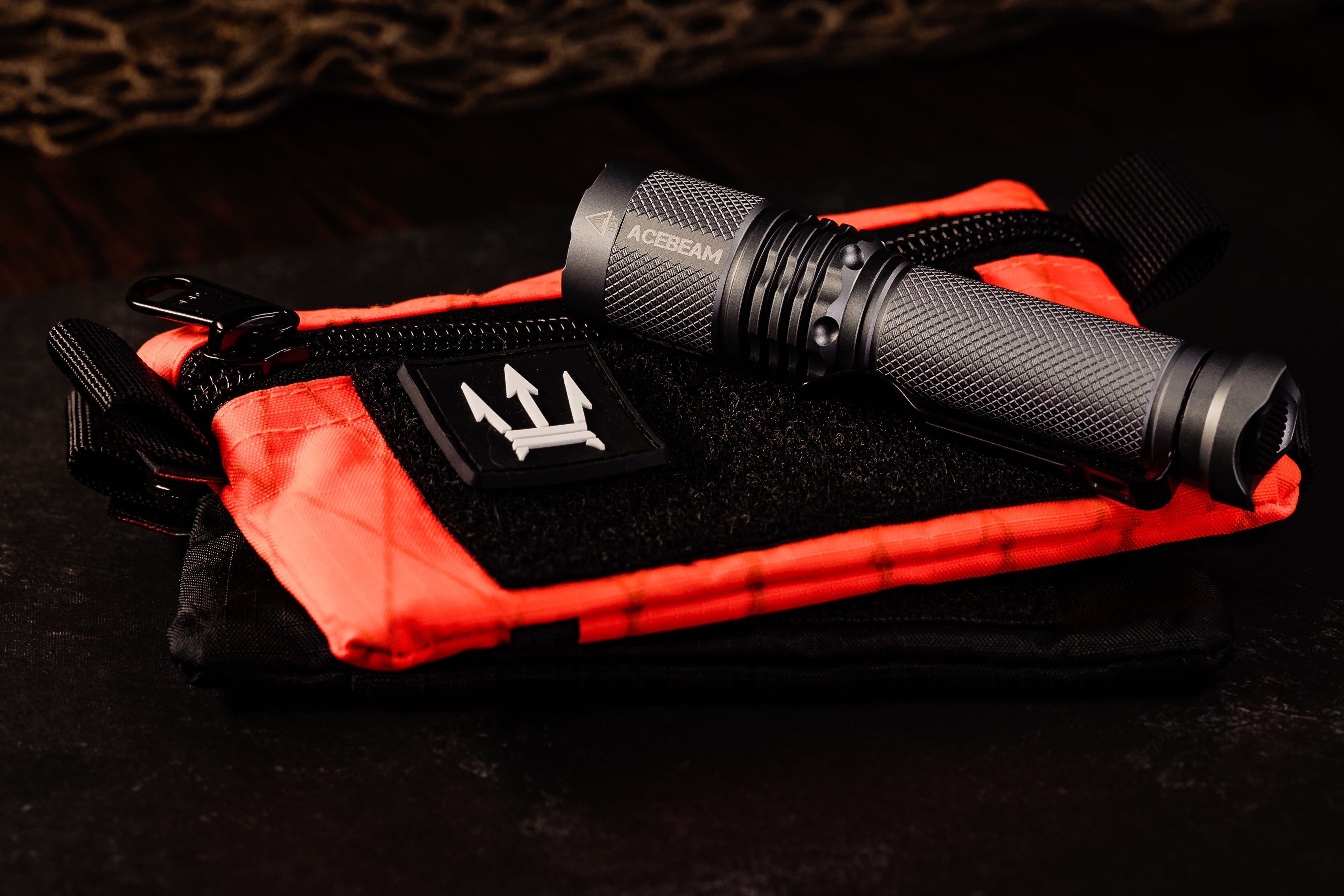 Exclusive Acebeam TAC Flashlight AA / 14500