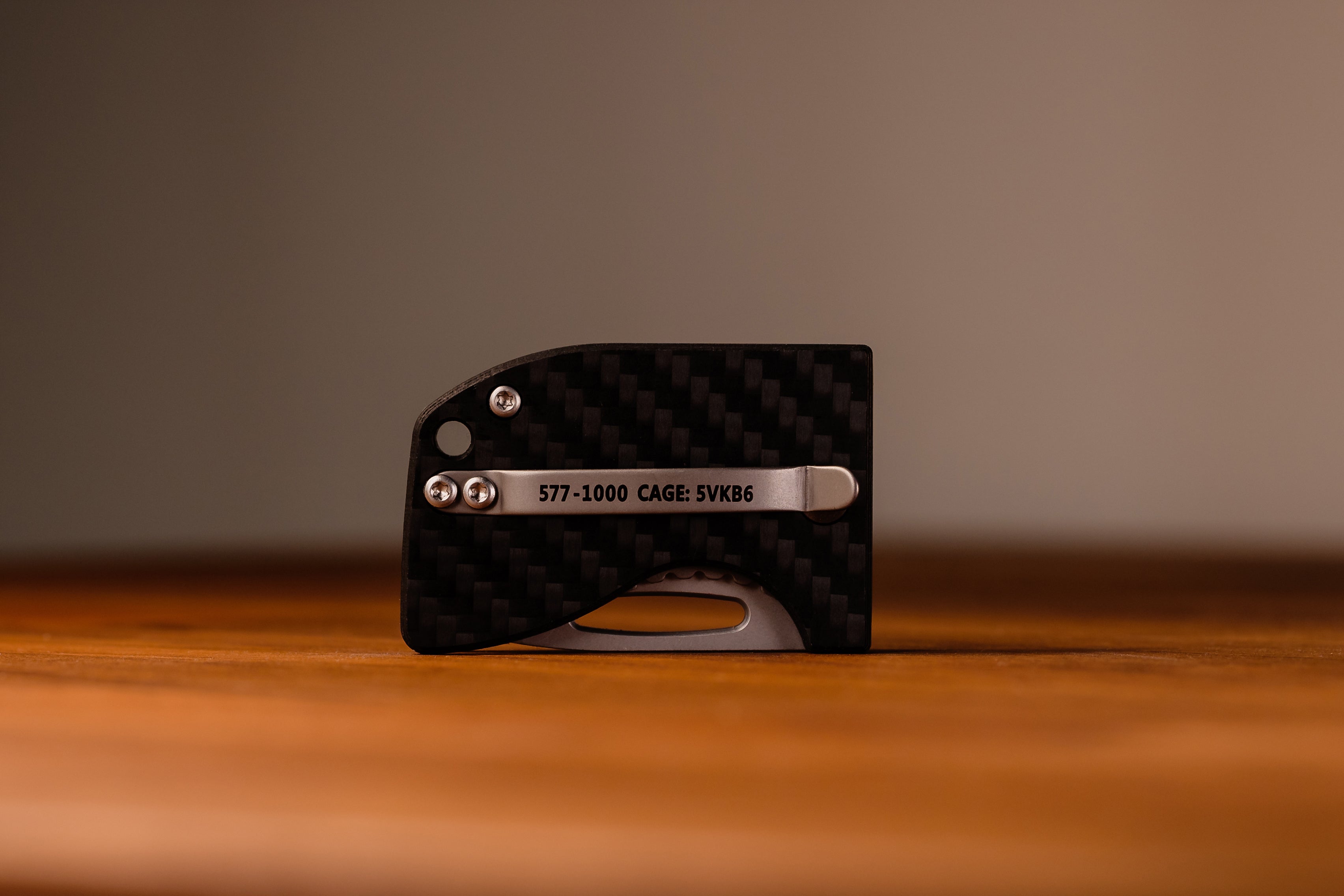 D2 Stub 2.0 Knife - Titanium Frame Lock & (( Carbon Fiber )) by Maratac®