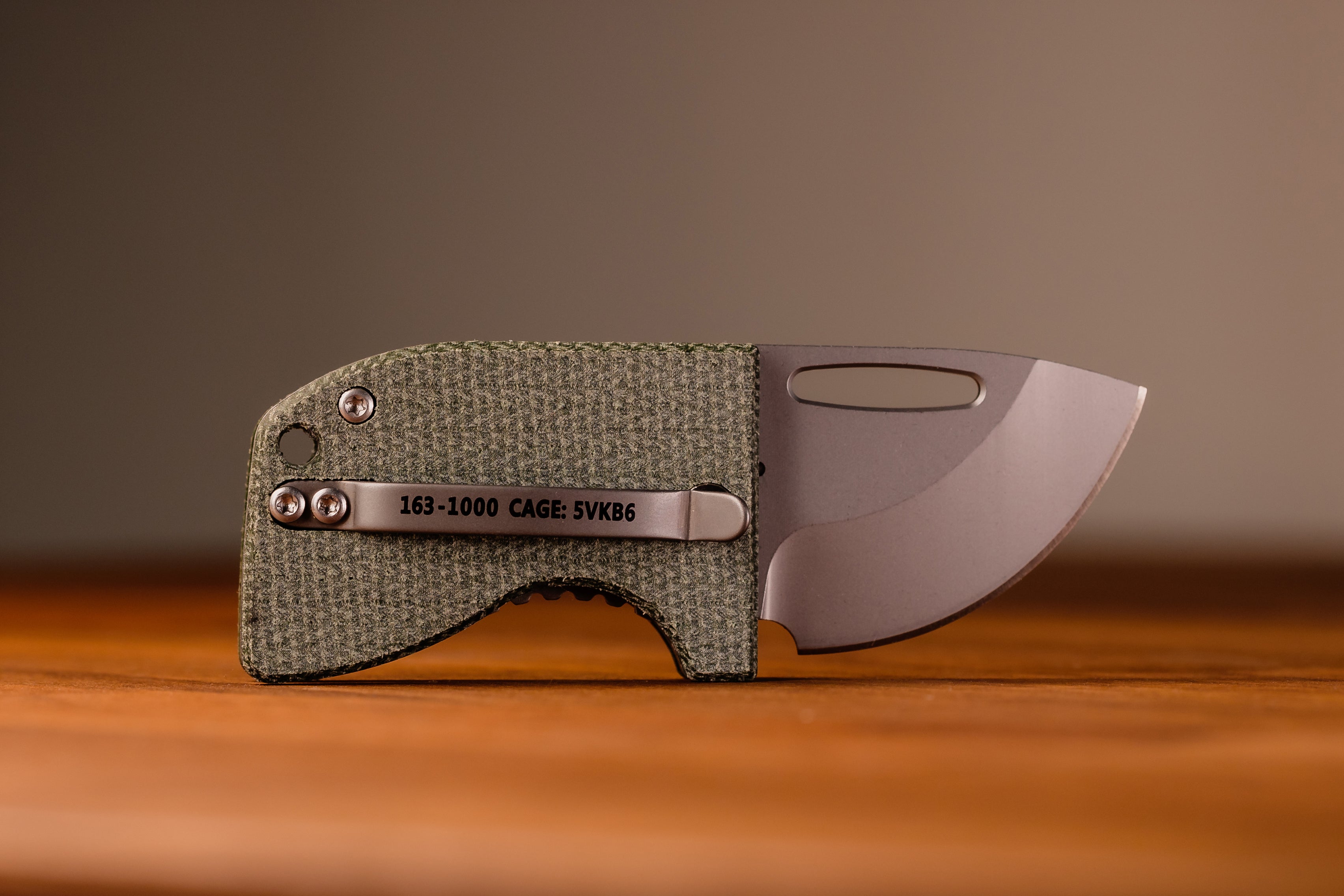 D2 Stub 2.0 Knife - Titanium Frame Lock & (( Canvas Micarta )) by Maratac®