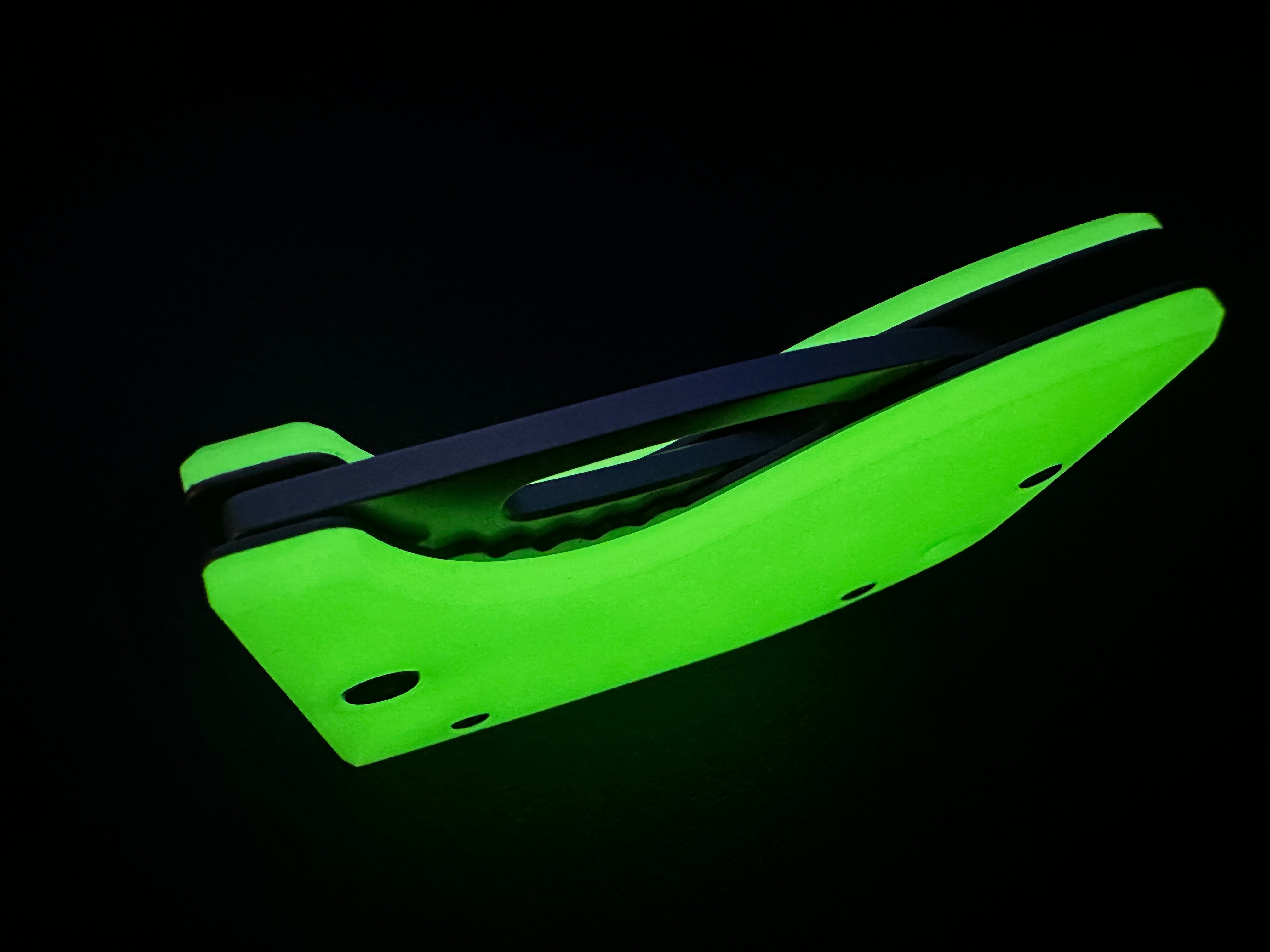 D2 Re-Action - Ti ( UGM GLOW ) Folder