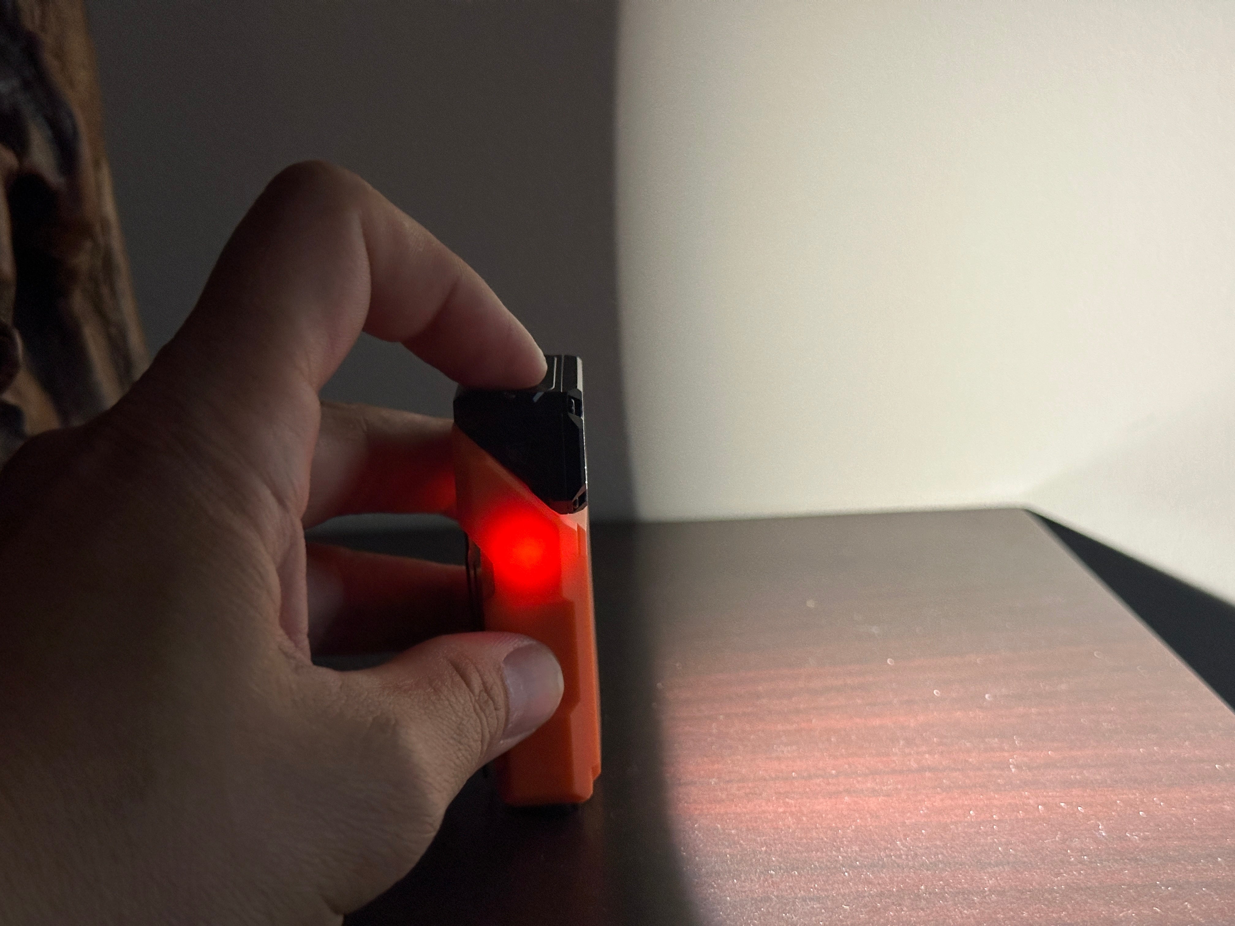 Wuben X3 Gen II - Beacon All-in-One Flashlight + Wireless Dock - CC Exclusive