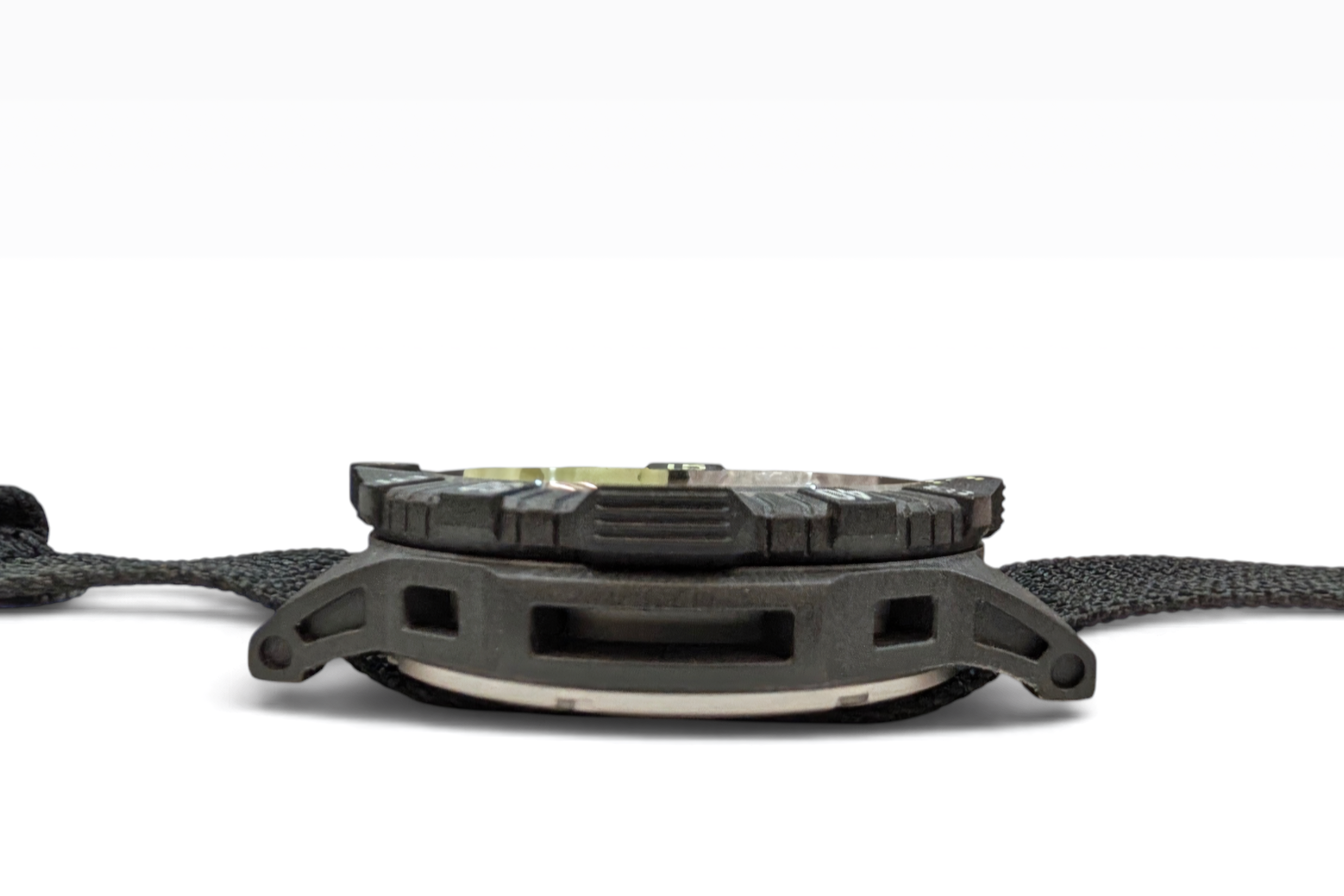 Traser x Maratac® Elite P99QX Tritium & Sapphire Tactical Carbon Fiber Composite Dive Watch ( Coming Soon )