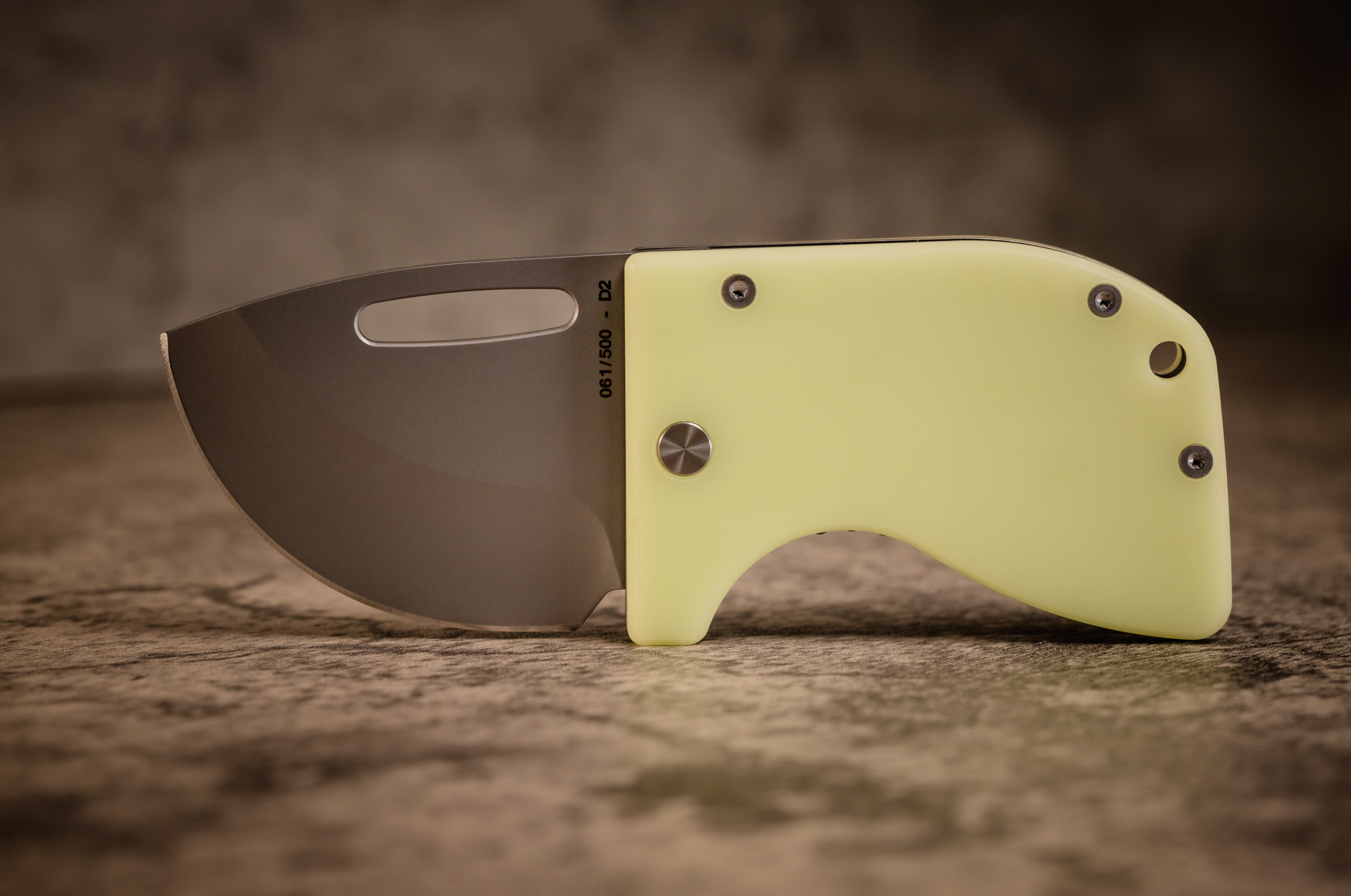 D2 Re-Action - Ti ( UGM GLOW ) Folder