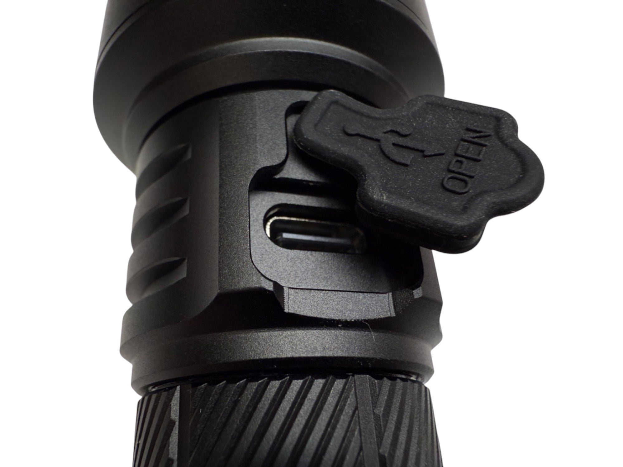 Stubby Hyper Throw 18350 Flashlight by Maratac®