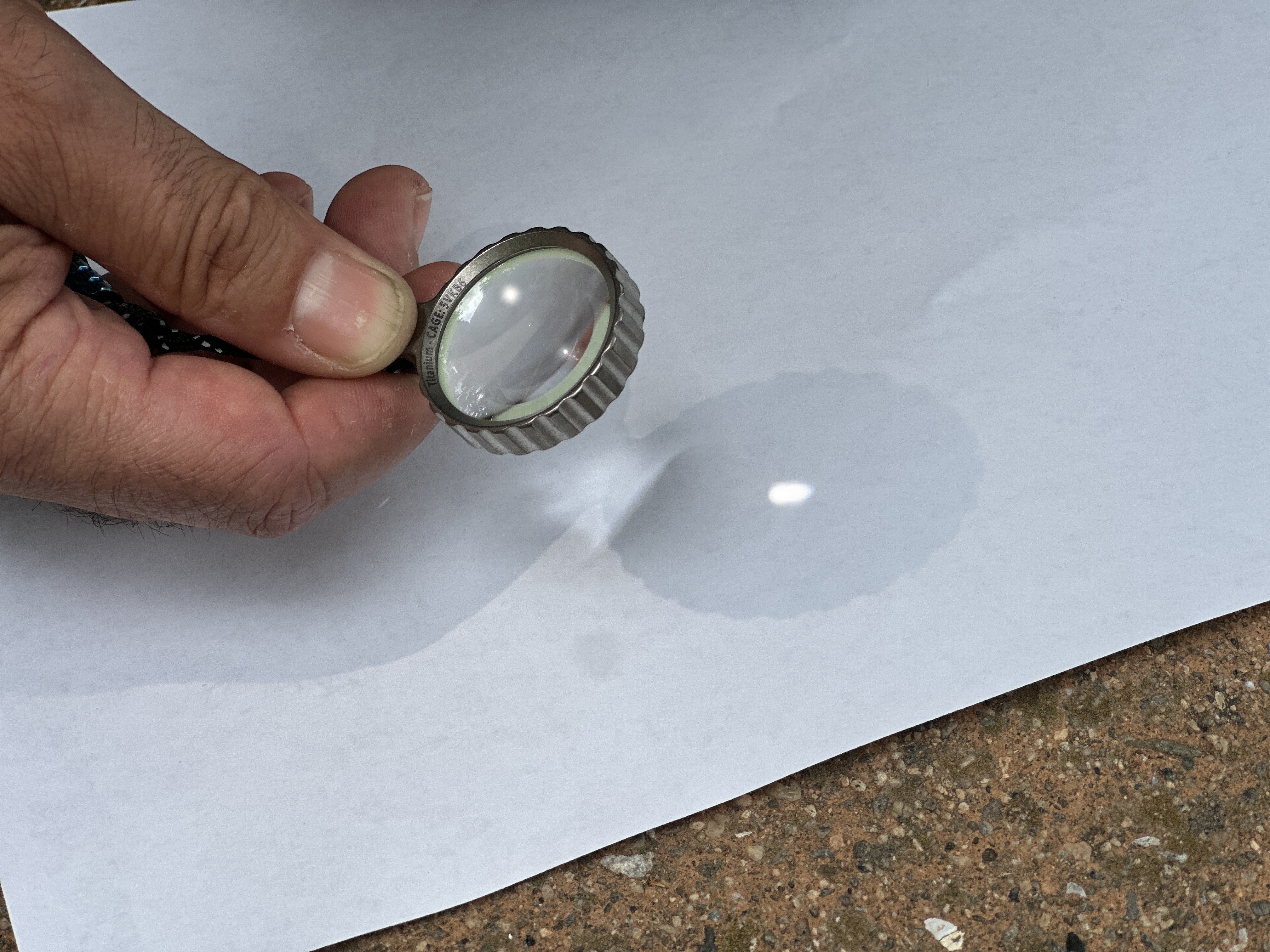 Titan Zoom - Sapphire Pocket Magnifier by Maratac® ( 2 Variants )