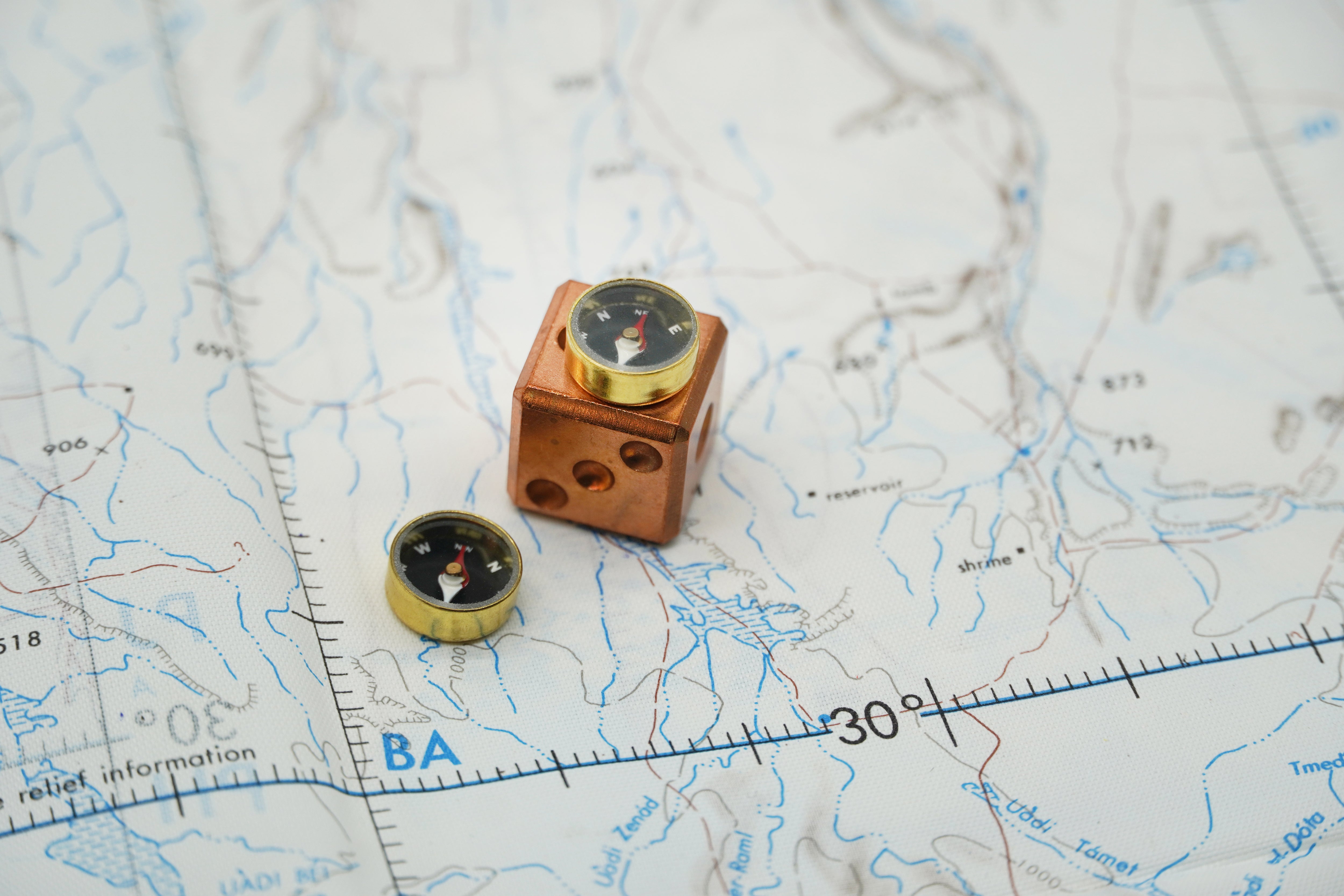 Thumb Tac Compass - 2 Pack