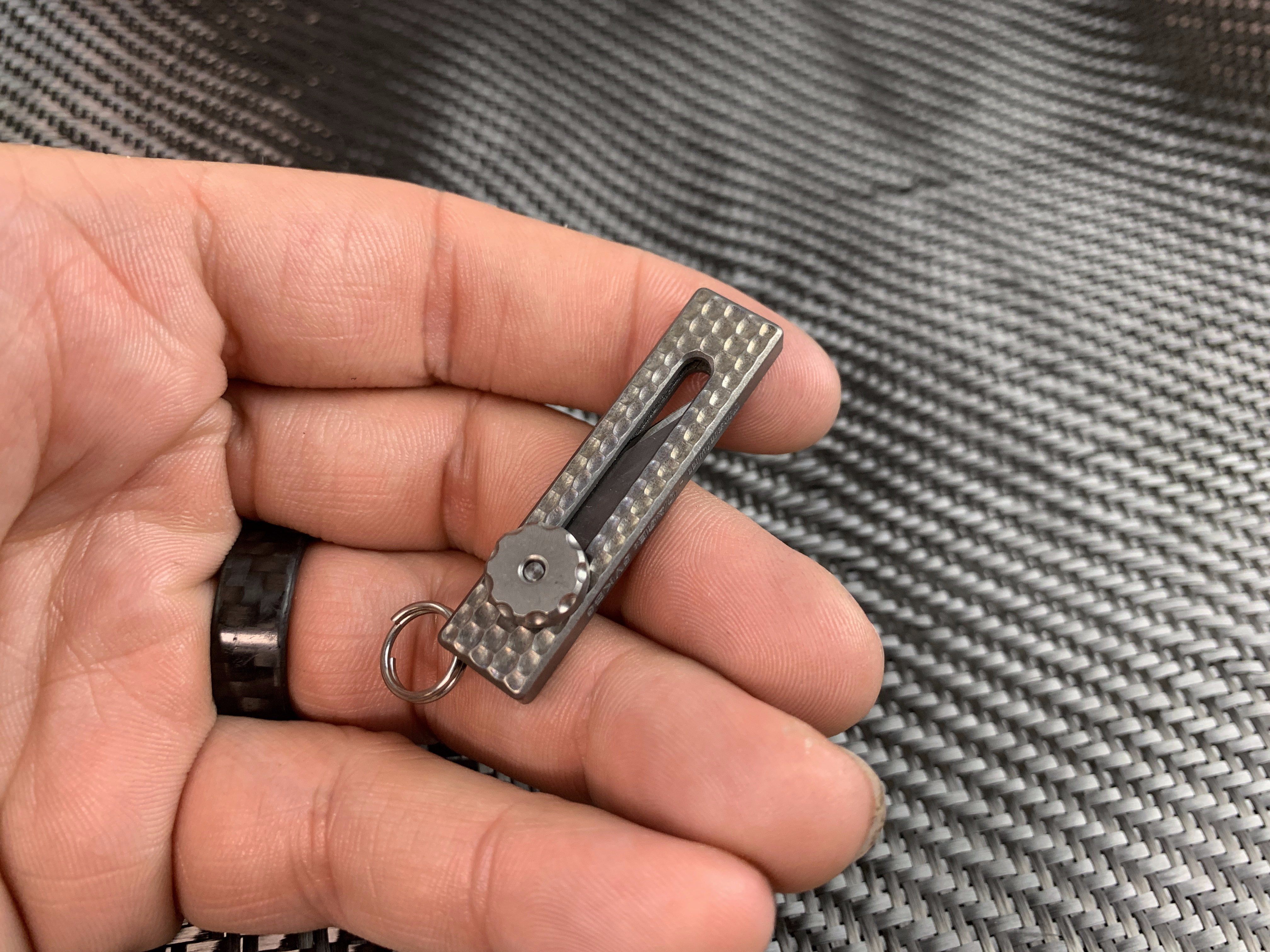 Slide Lock Titanium Craft Knife + Spare Blades + Blade Cap Rev ( 2.0 ) - CountyComm