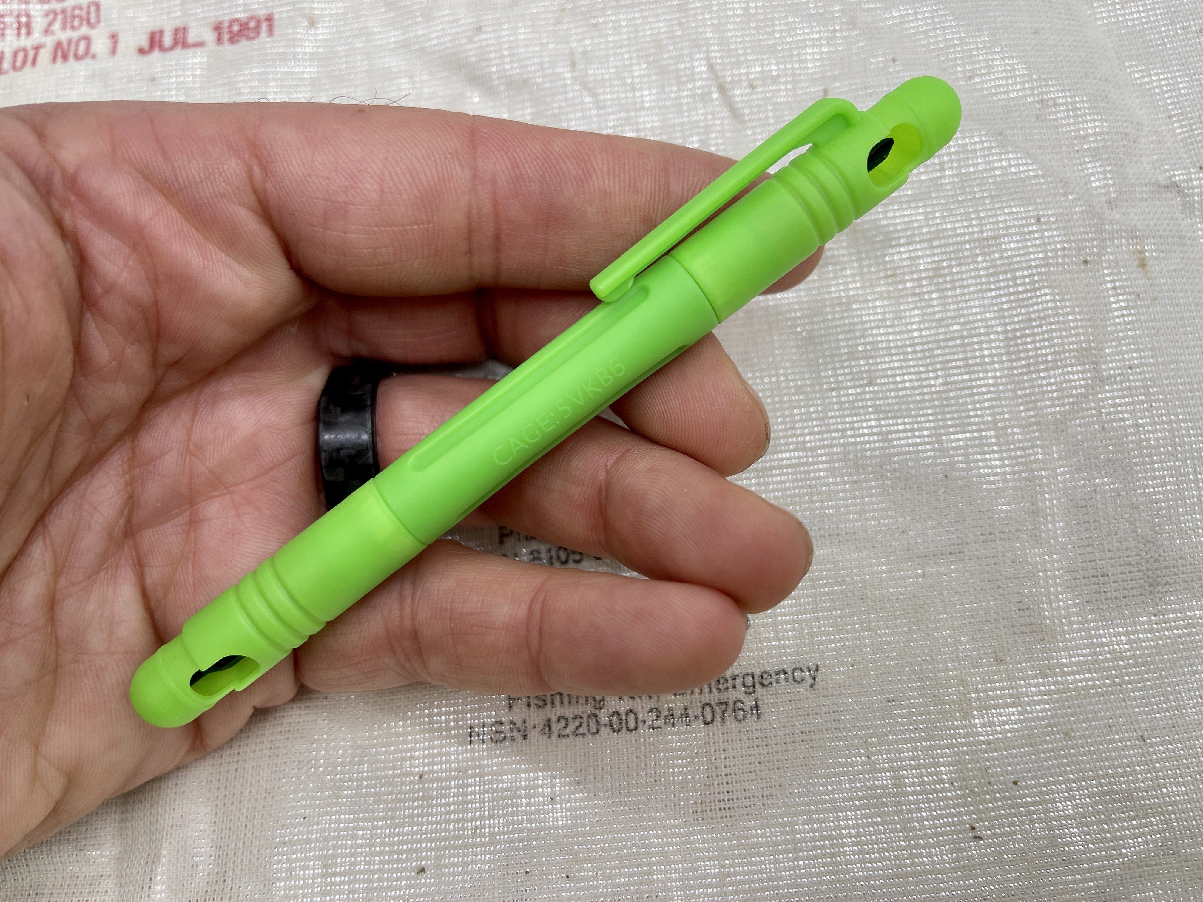 1x4 Technician's Pocket Screw Driver - Gen 2 - CountyComm