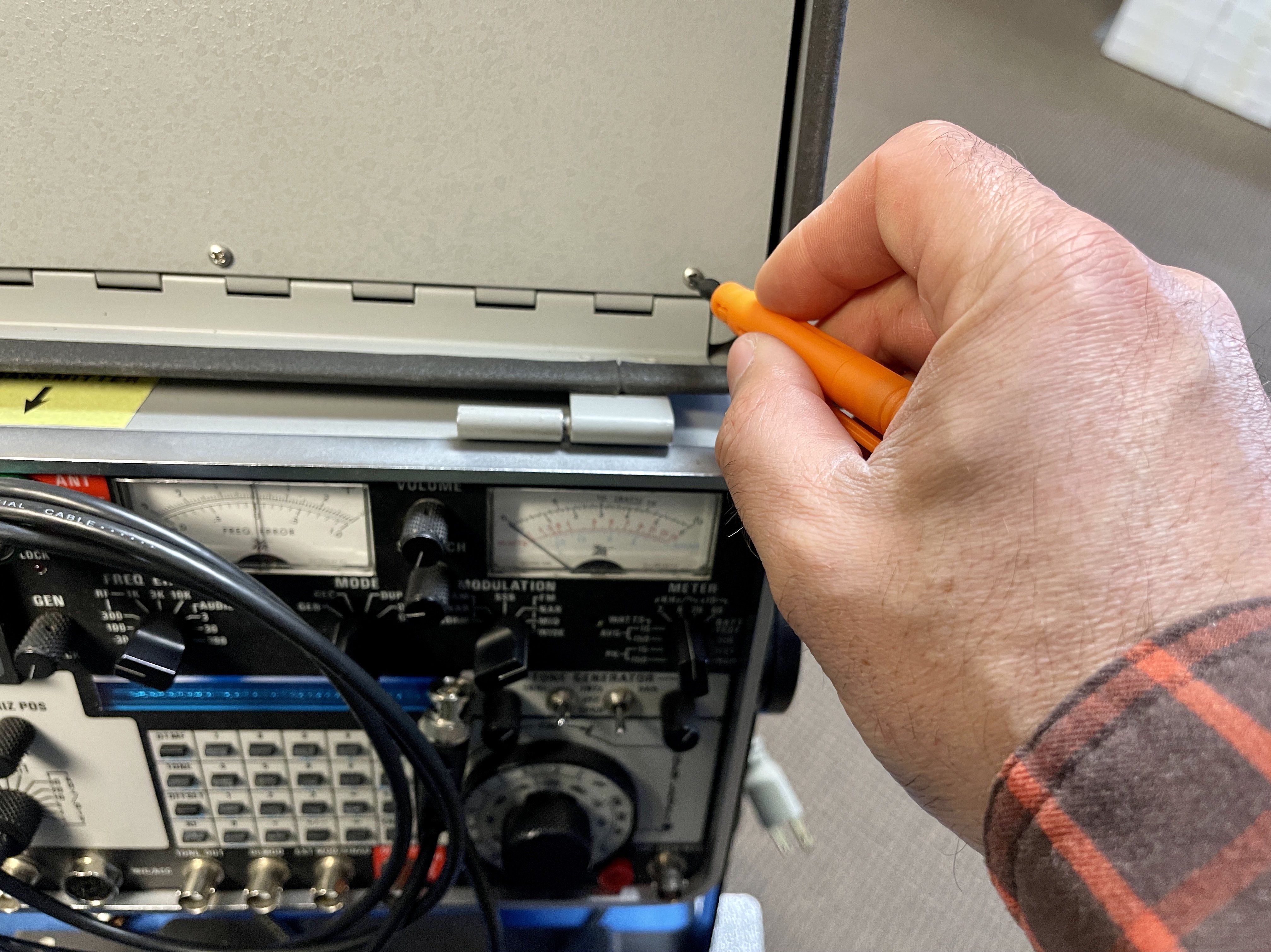 1x4 Technician's Pocket Screw Driver - Gen 2 - CountyComm