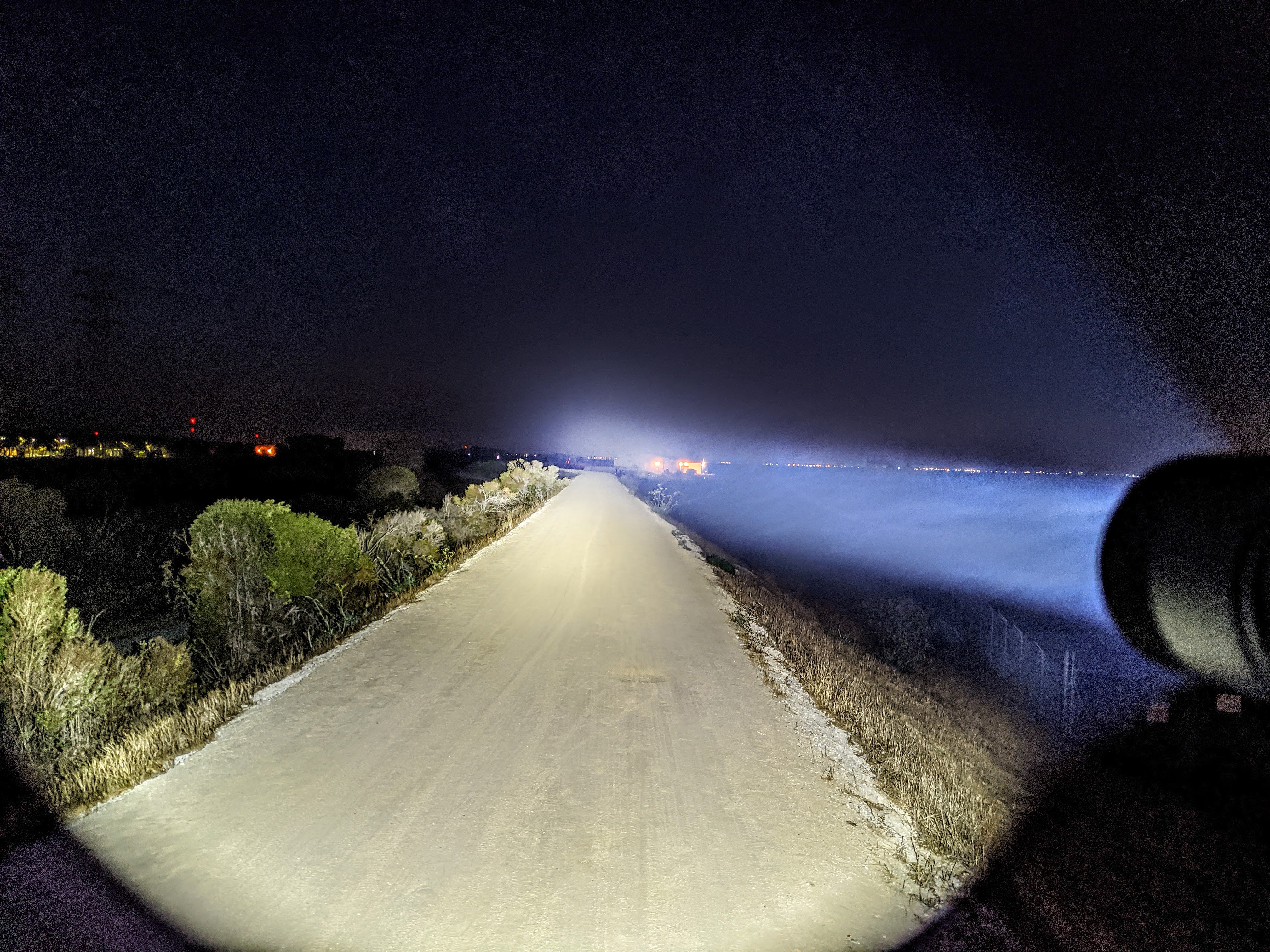 Rebel Throw 21700 Kit LED Flashlight by Maratac®