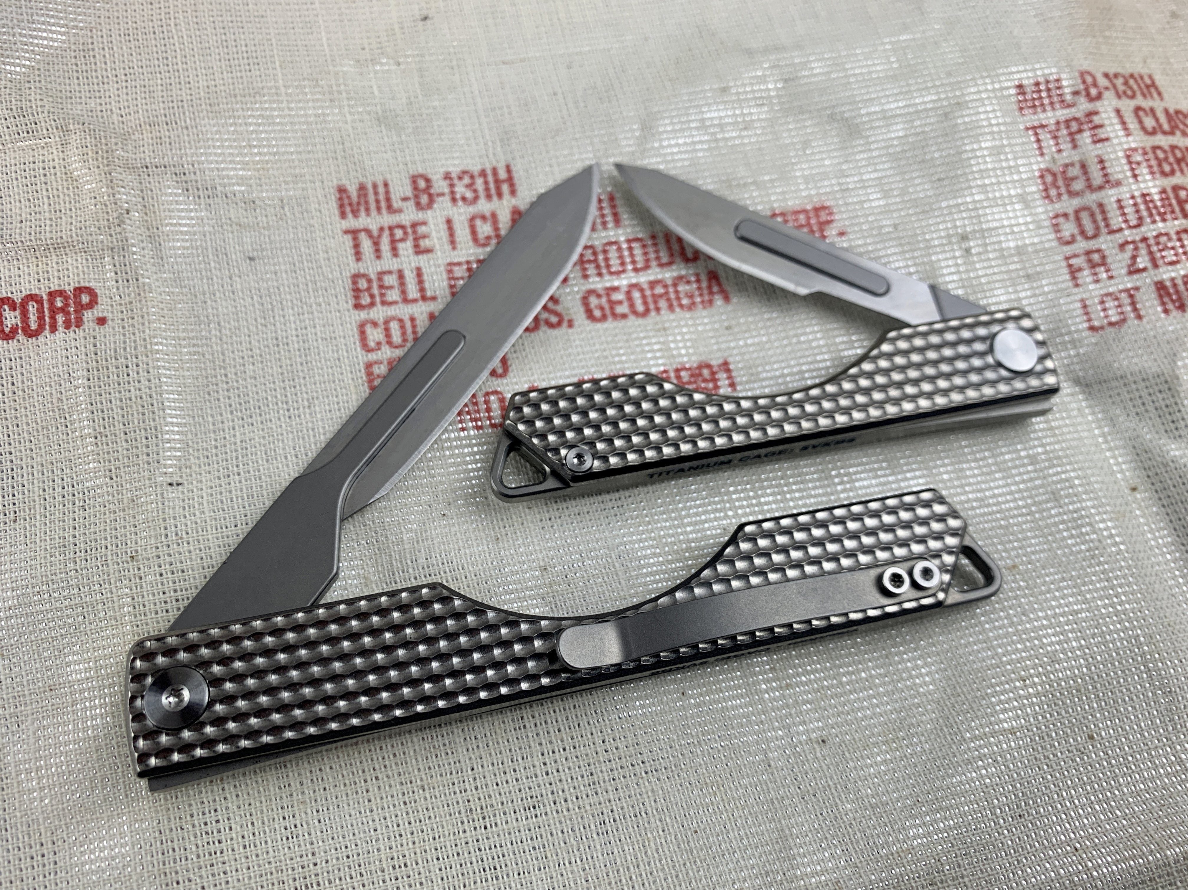 Oversized - Folding Titanium Craft Scalpel Knife + Case + Spare Blades! - CountyComm