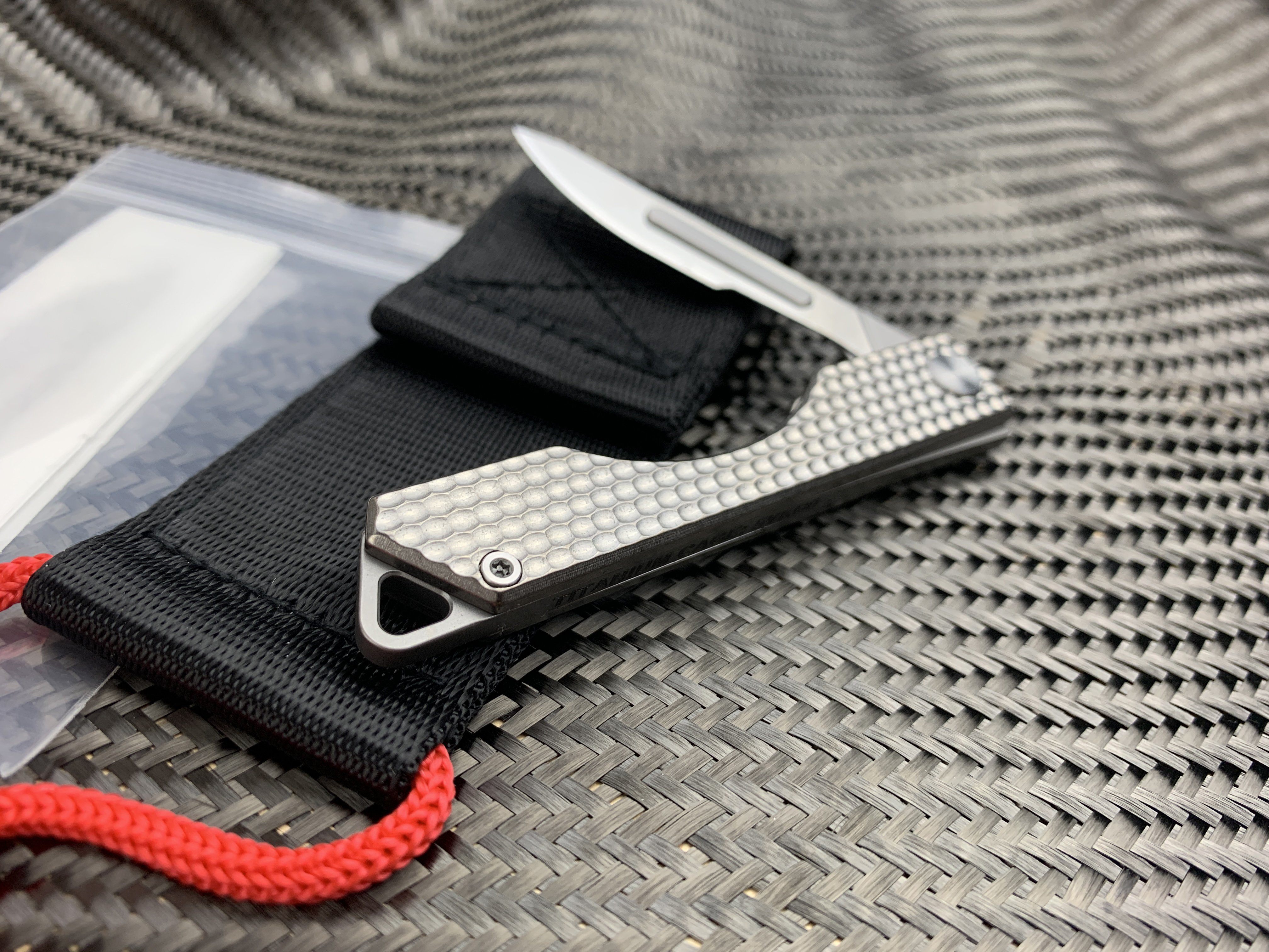 Folding Titanium Craft Scalpel Knife + Case + Spare Blades! - CountyComm