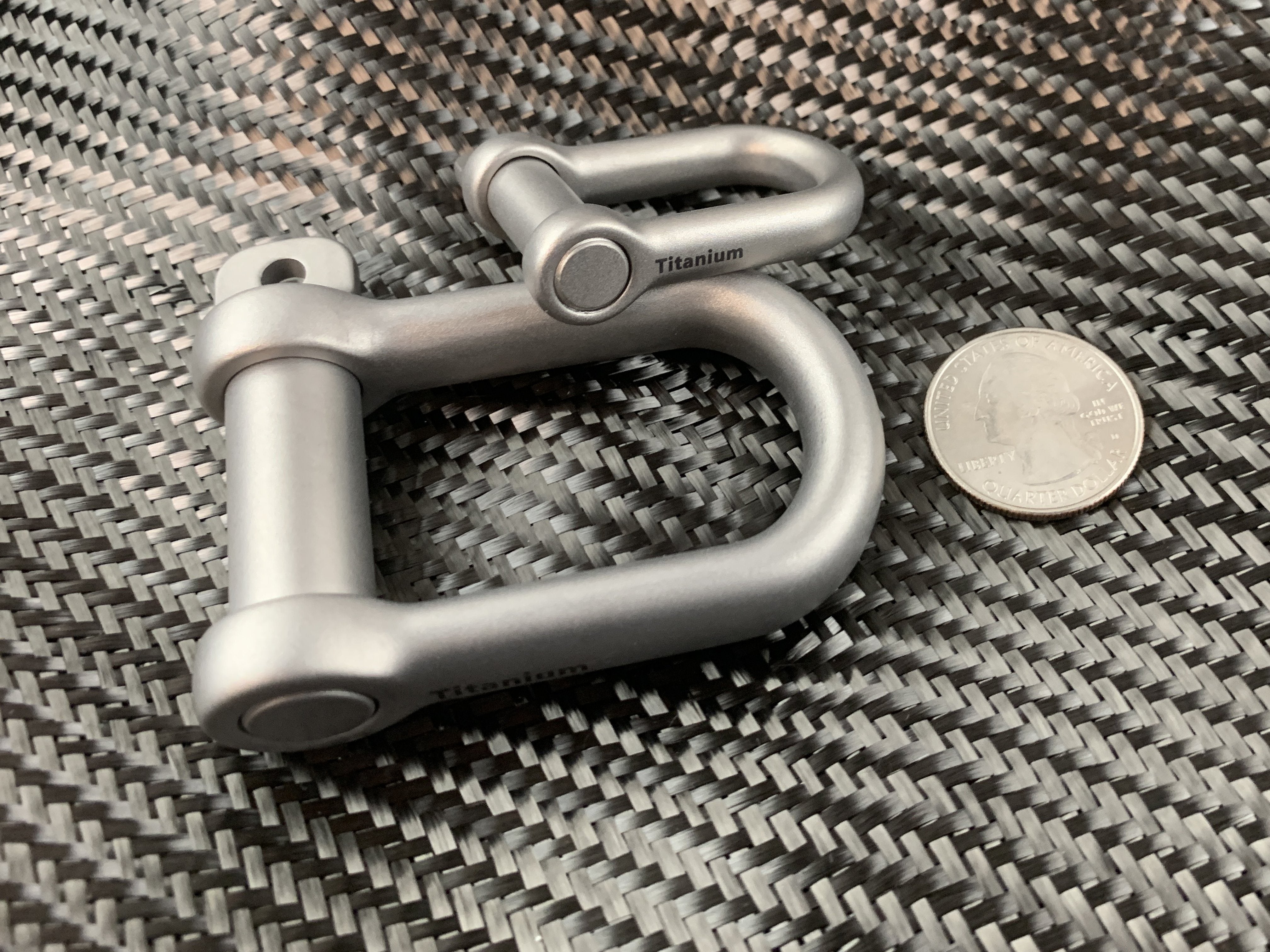 Titanium Gyve Rigging Shackle - CountyComm