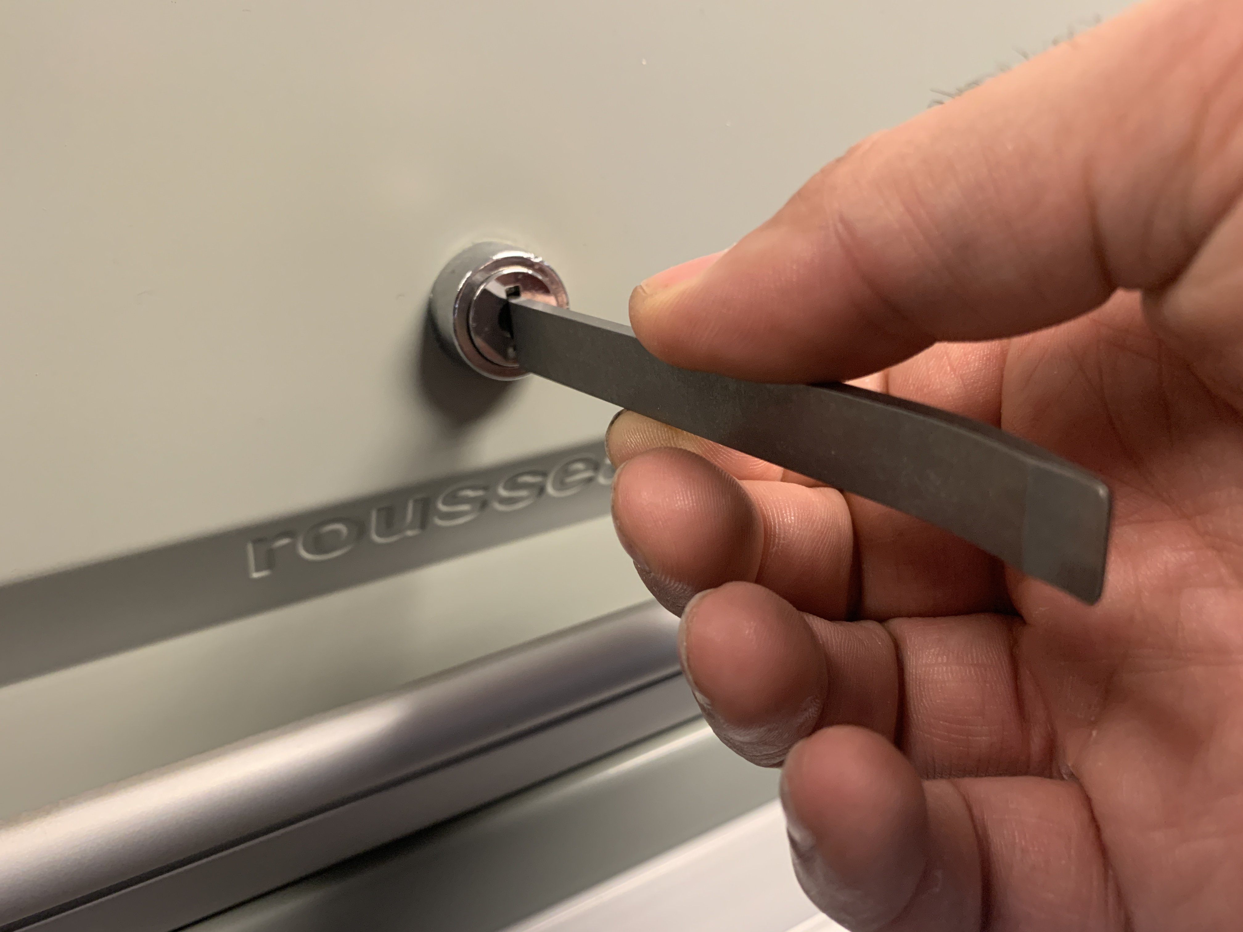 Ti Fulcro Leva Tool - CountyComm