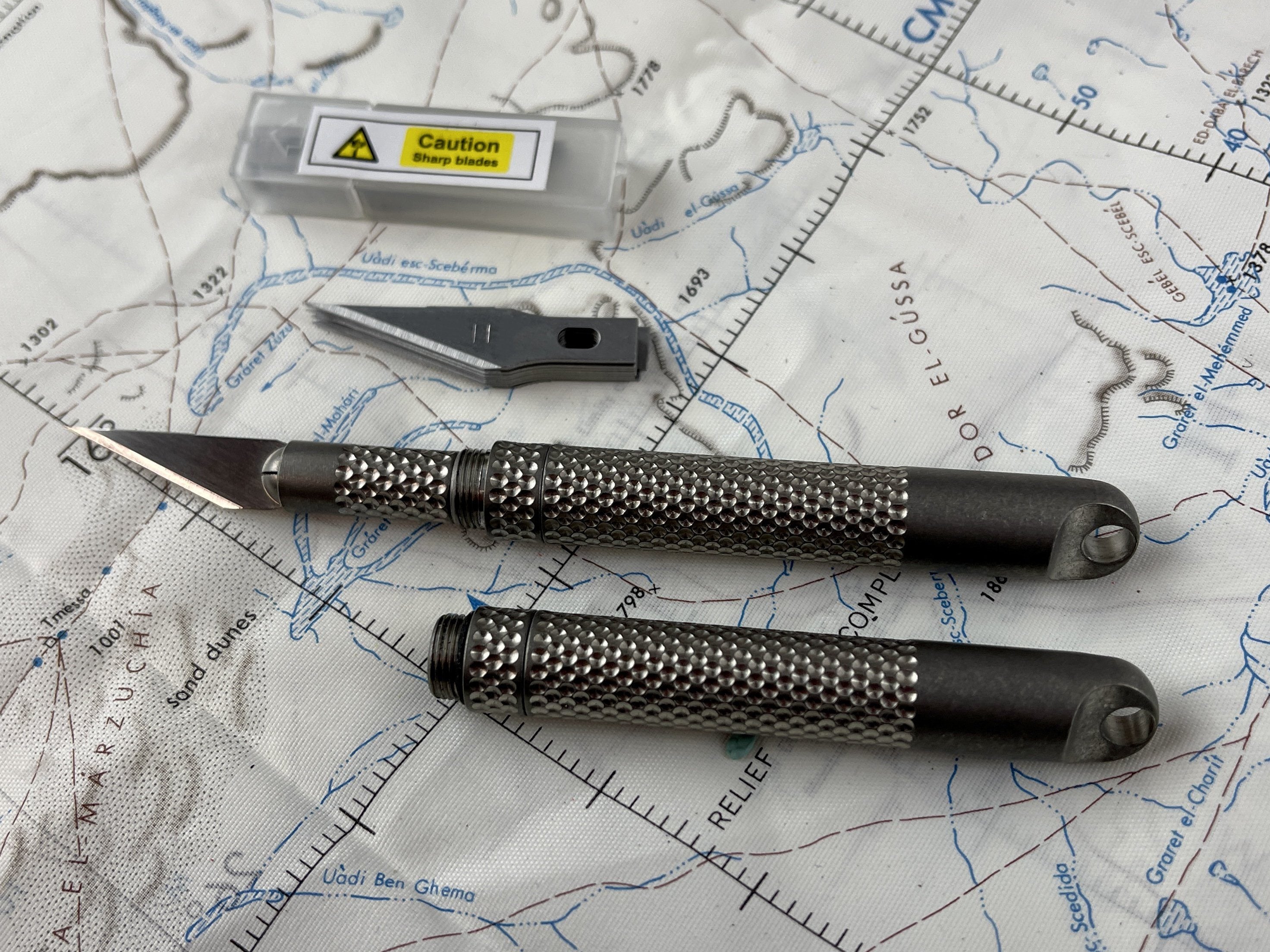 Key Ring Titanium Collapsible Scalpel by Maratac™ - CountyComm