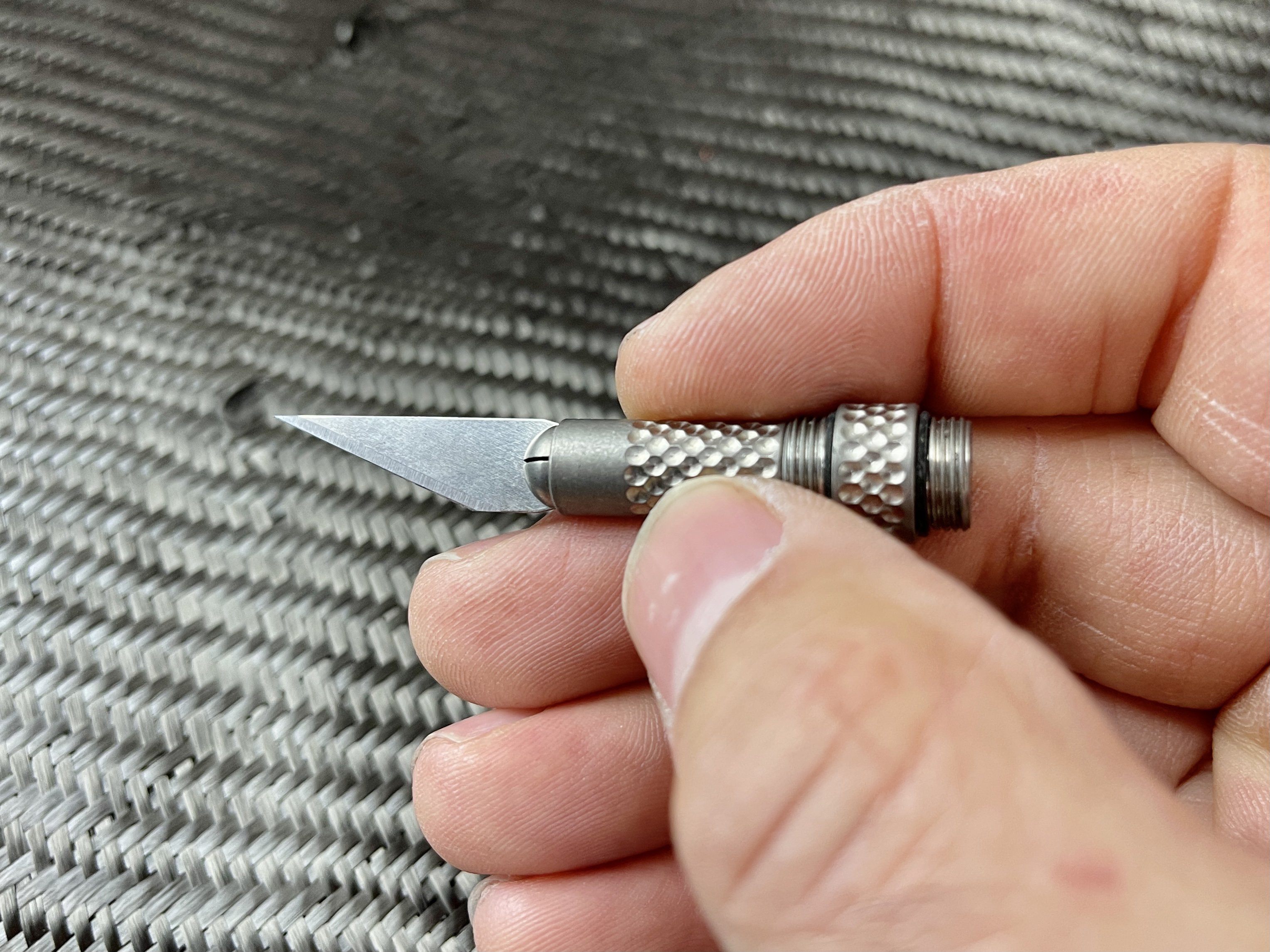 Key Ring Titanium Collapsible Scalpel by Maratac™ - CountyComm