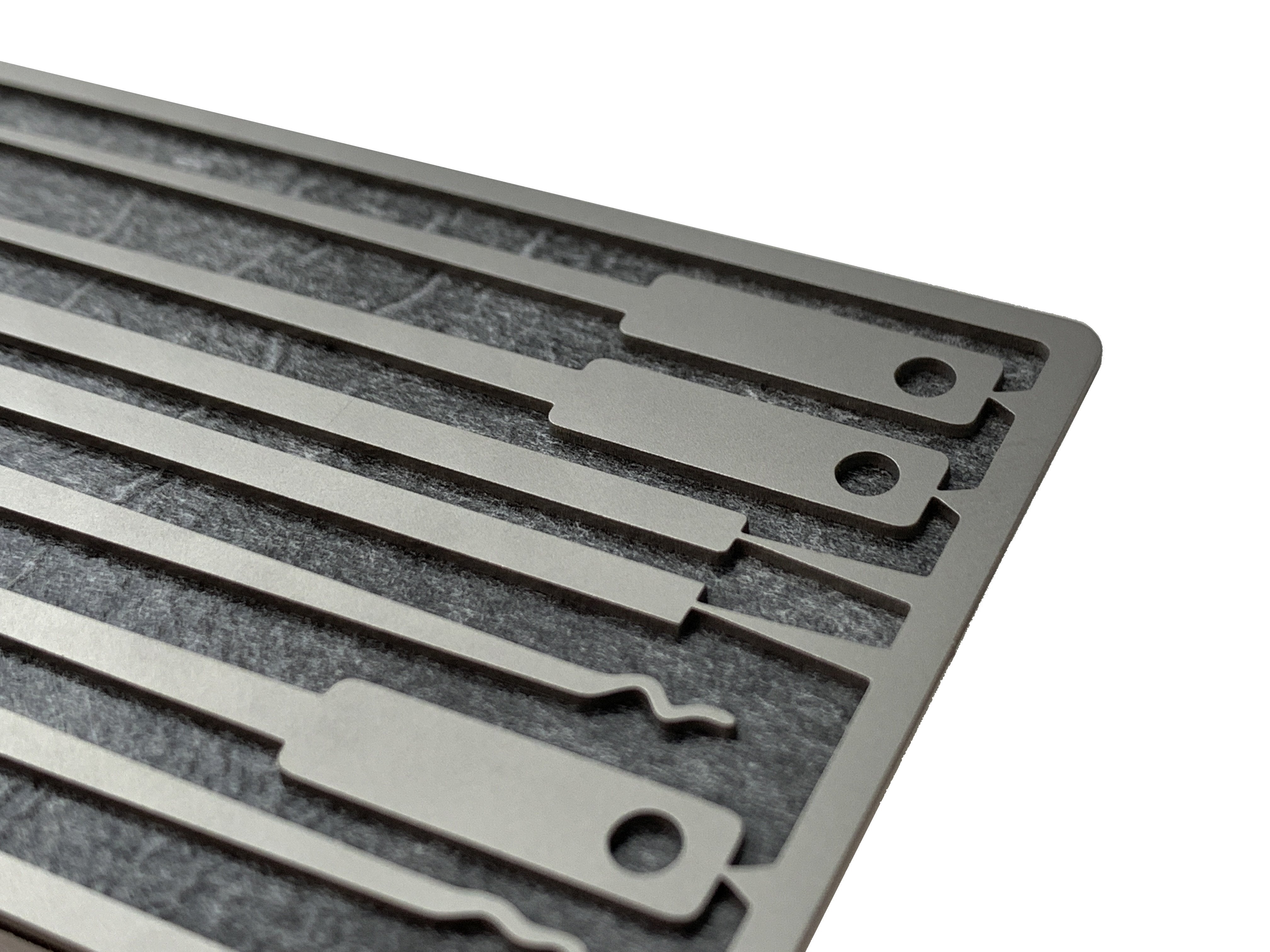 Covert Titanium Lock Pick Manipulation Card - CountyComm