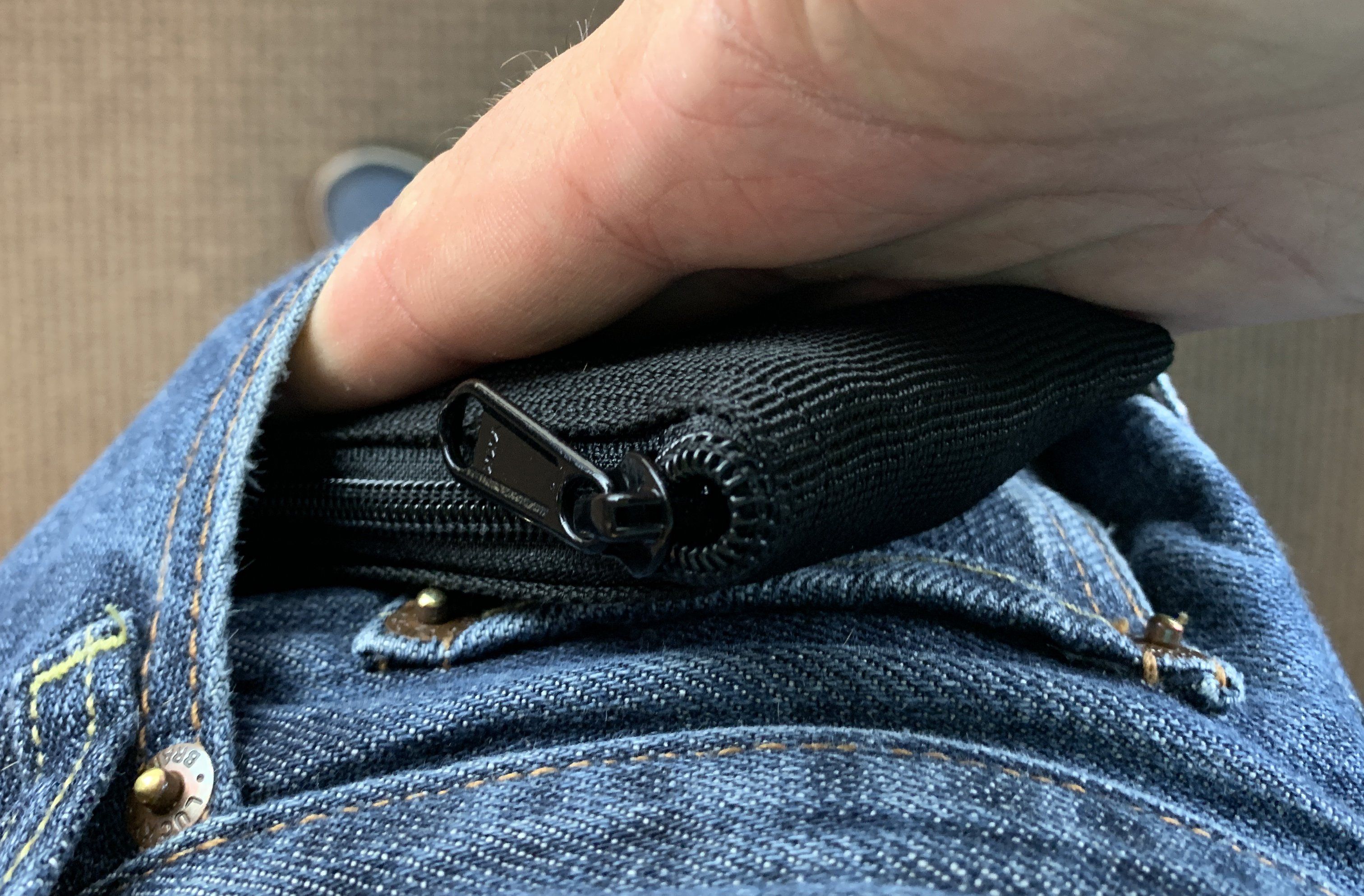 Zipper Key Pouch By Maratac Rev 4 - CountyComm